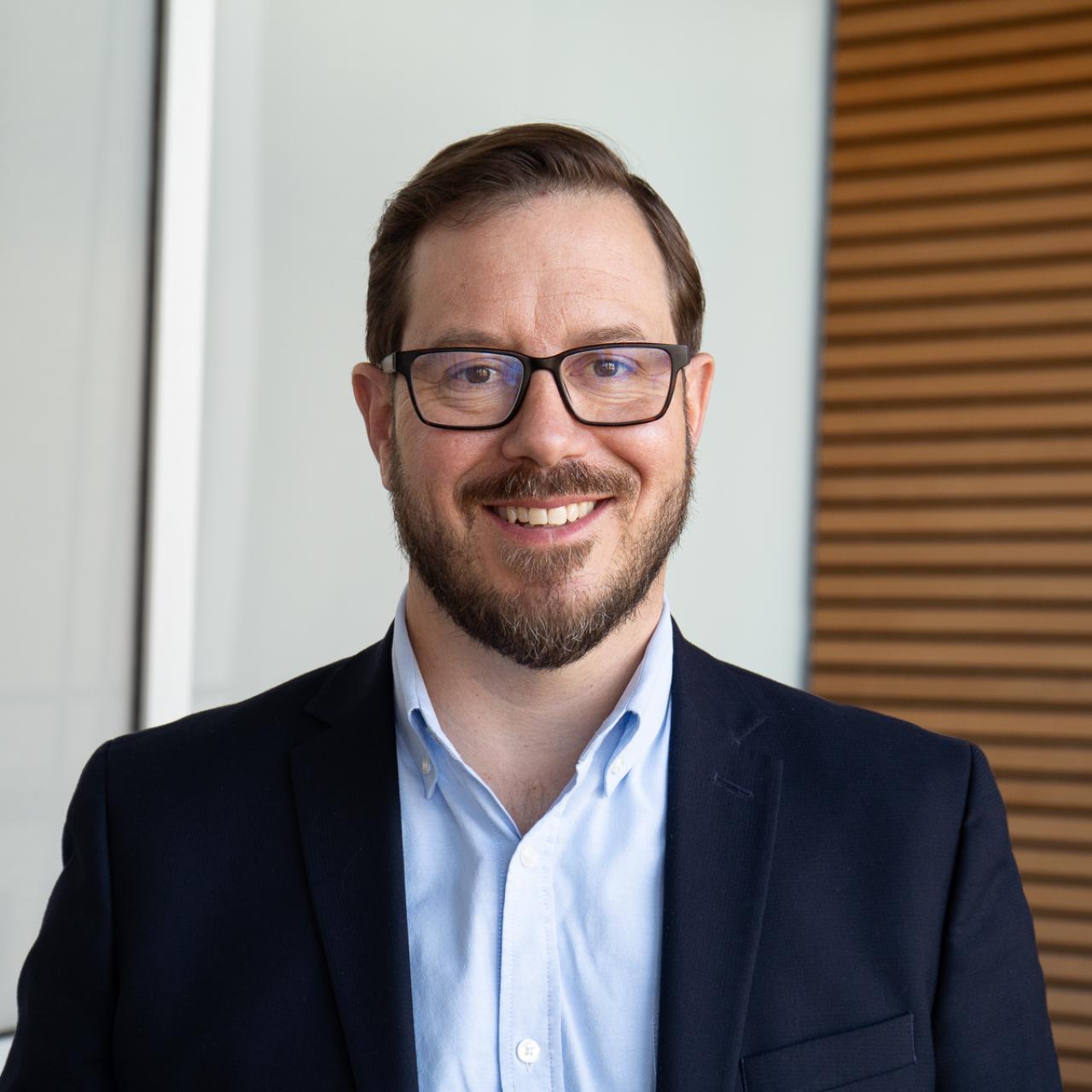 Daniel Kelley Headshot