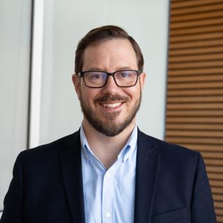 Daniel Kelley Headshot